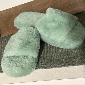 Super Soft Slide Slippers